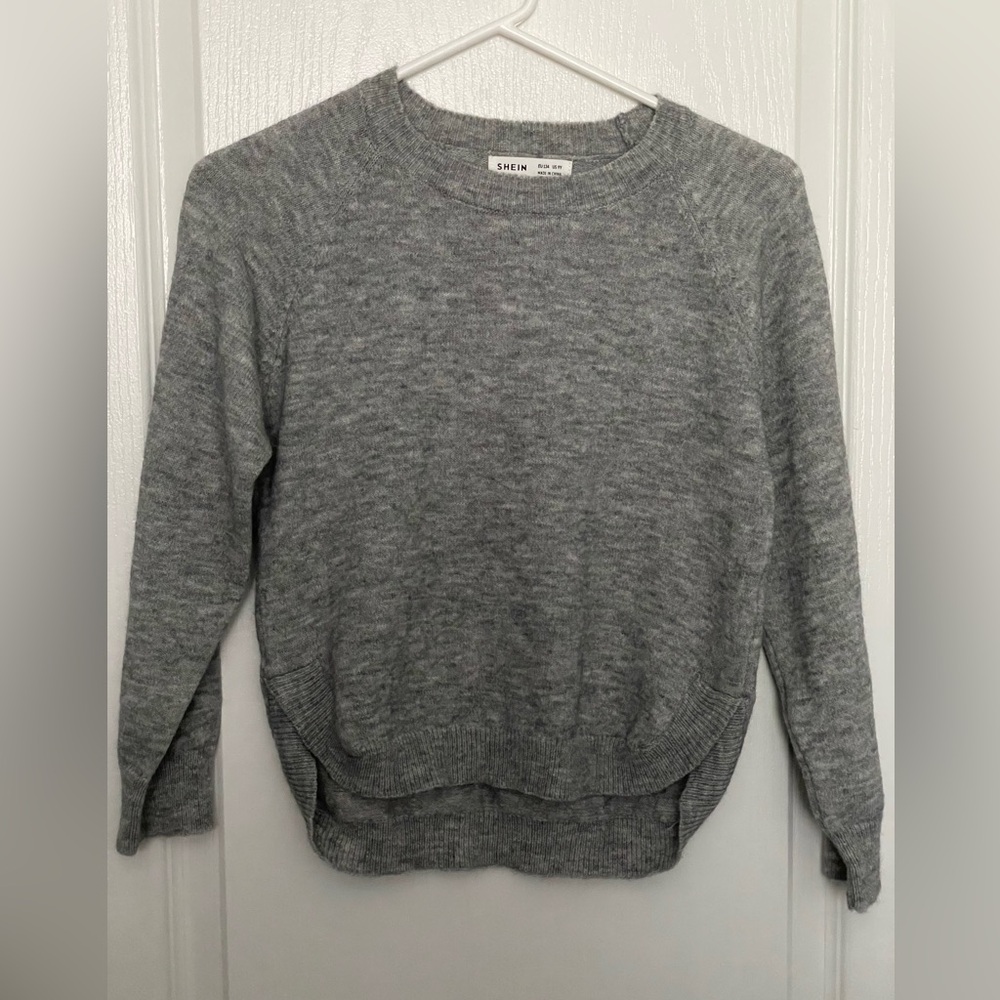 🔥3 for $15🔥 NWOT SHEIN girls Sweatshirt Size 9Y